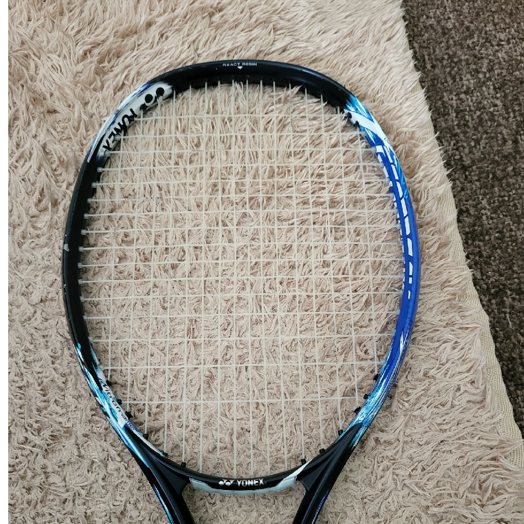 YONEX(ヨネックス)のジオブレイク50vs　GEOBREAK50vs スポーツ/アウトドアのテニス(ラケット)の商品写真