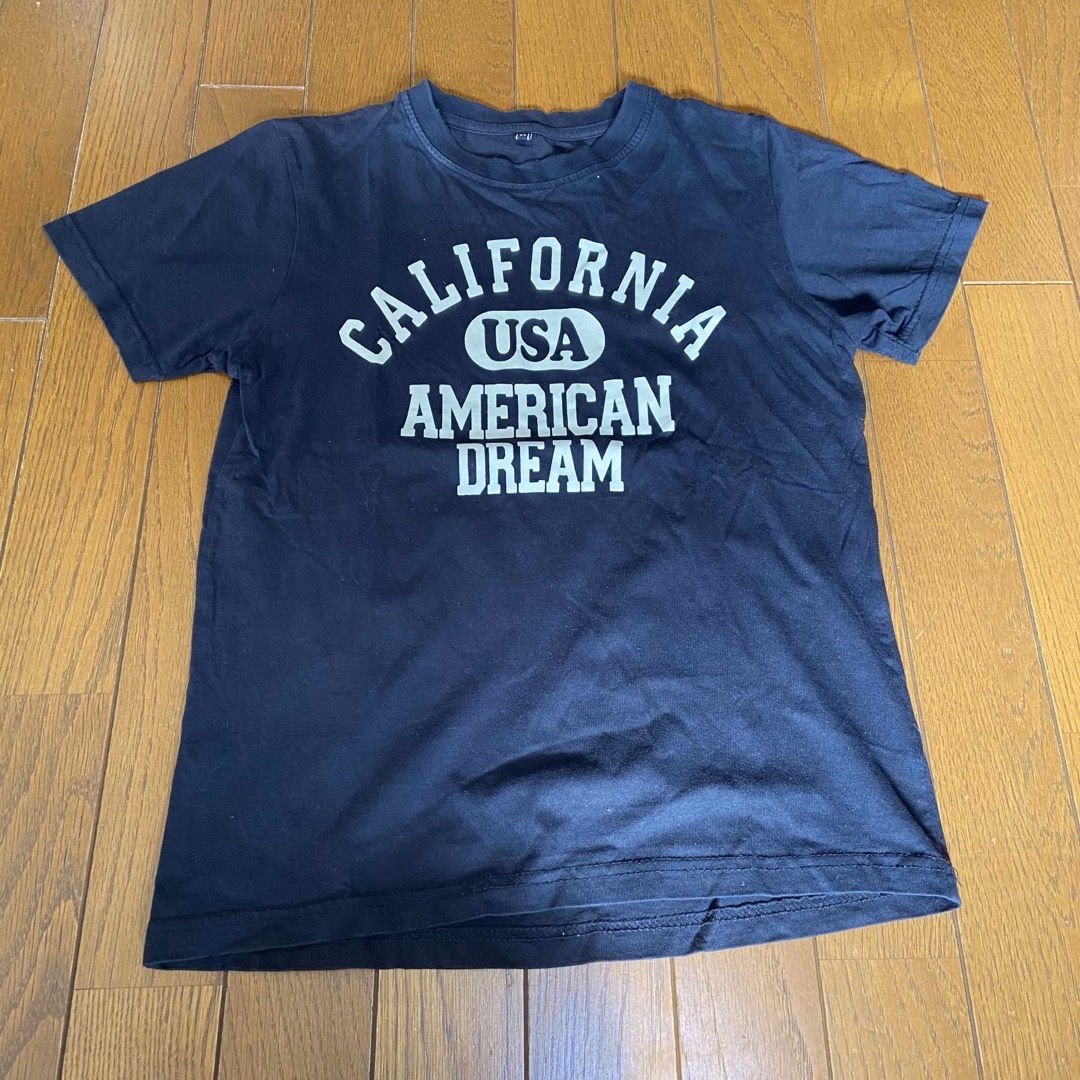 Tシャツ　半袖　黒　ブラック　英語　USA SS シンプル レディースのトップス(Tシャツ(半袖/袖なし))の商品写真