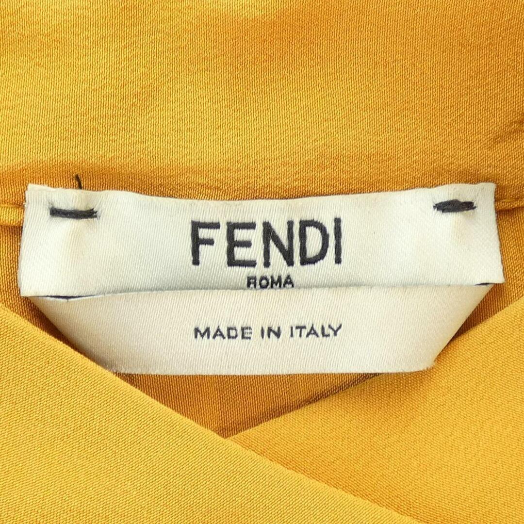 FENDI(フェンディ)のフェンディ FENDI シャツ レディースのトップス(シャツ/ブラウス(長袖/七分))の商品写真