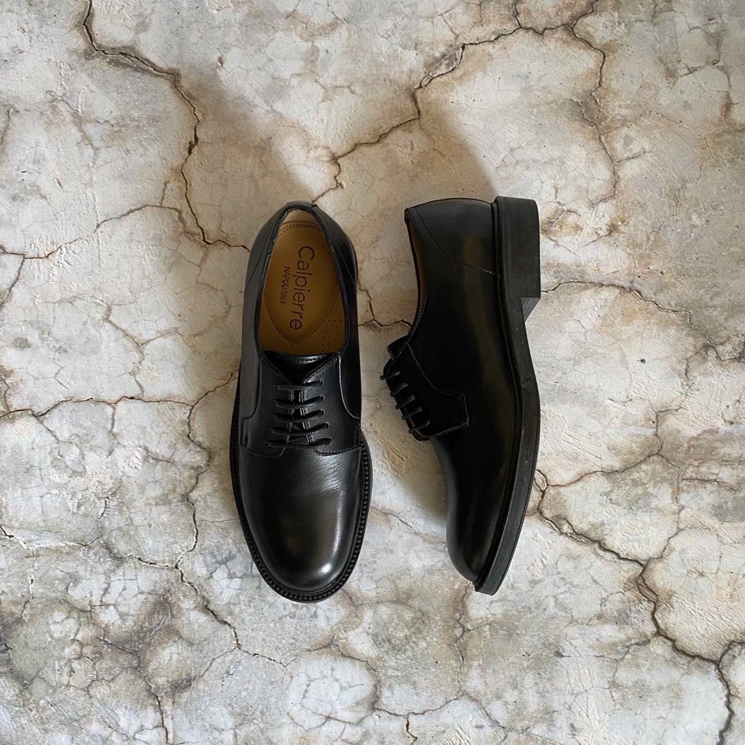 新品 カルピエッレ プレーントゥ レザーダービーシューズ 革靴 ラバーソール メンズの靴/シューズ(ドレス/ビジネス)の商品写真