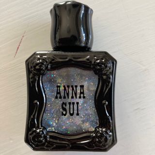 ANNA SUI