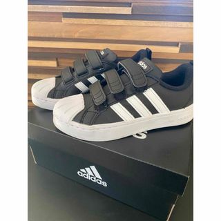 アディダス(adidas)のadidas キッズスニーカー(スニーカー)