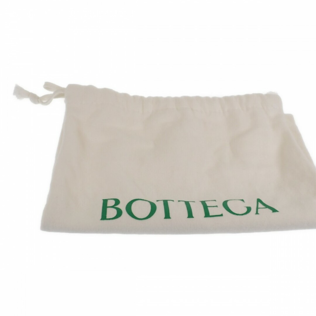 Bottega Veneta(ボッテガヴェネタ)の【中古】【Aランク】BOTTEGA VENETA ボッテガヴェネタ カセットミニクロスボディバケット ショルダーバッグ 680217VCQC48837 ラムスキン ネイビー【ISEYA】 レディースのバッグ(メッセンジャーバッグ)の商品写真