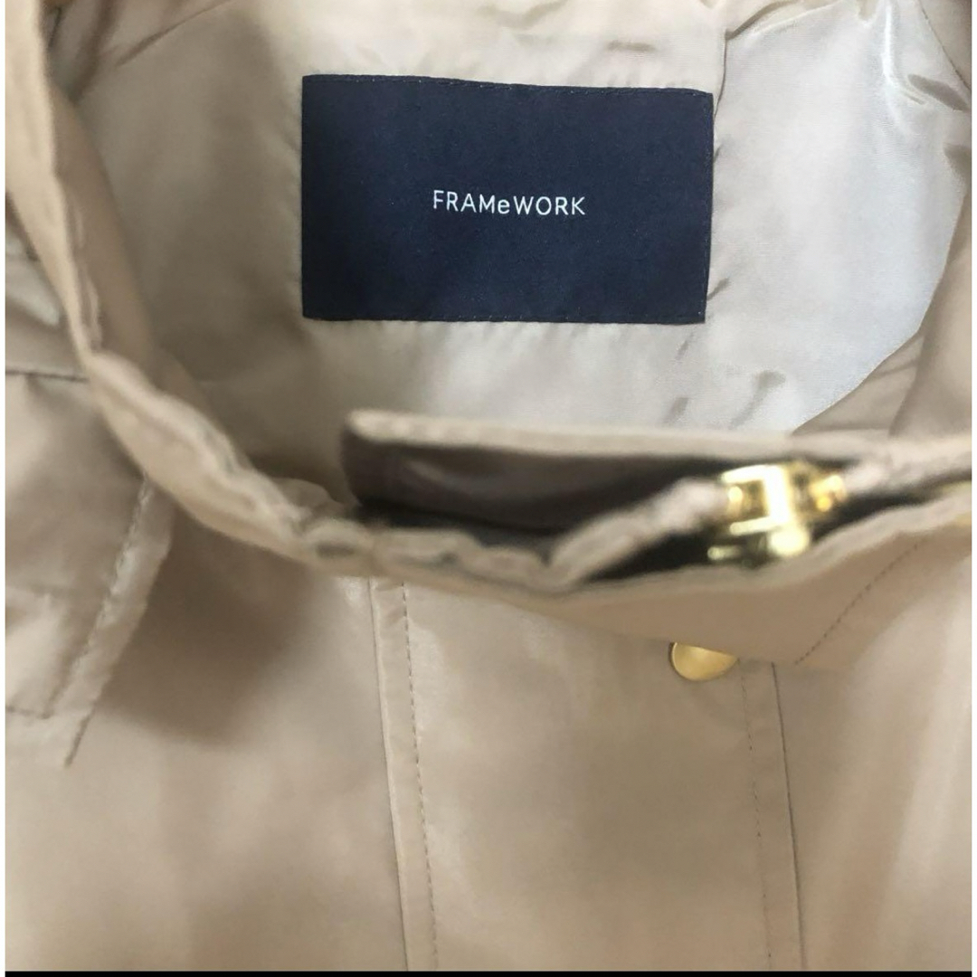 FRAMeWORK(フレームワーク)のFRAMeWORK タフタポンチョブルゾン ベージュ レディースのジャケット/アウター(ブルゾン)の商品写真