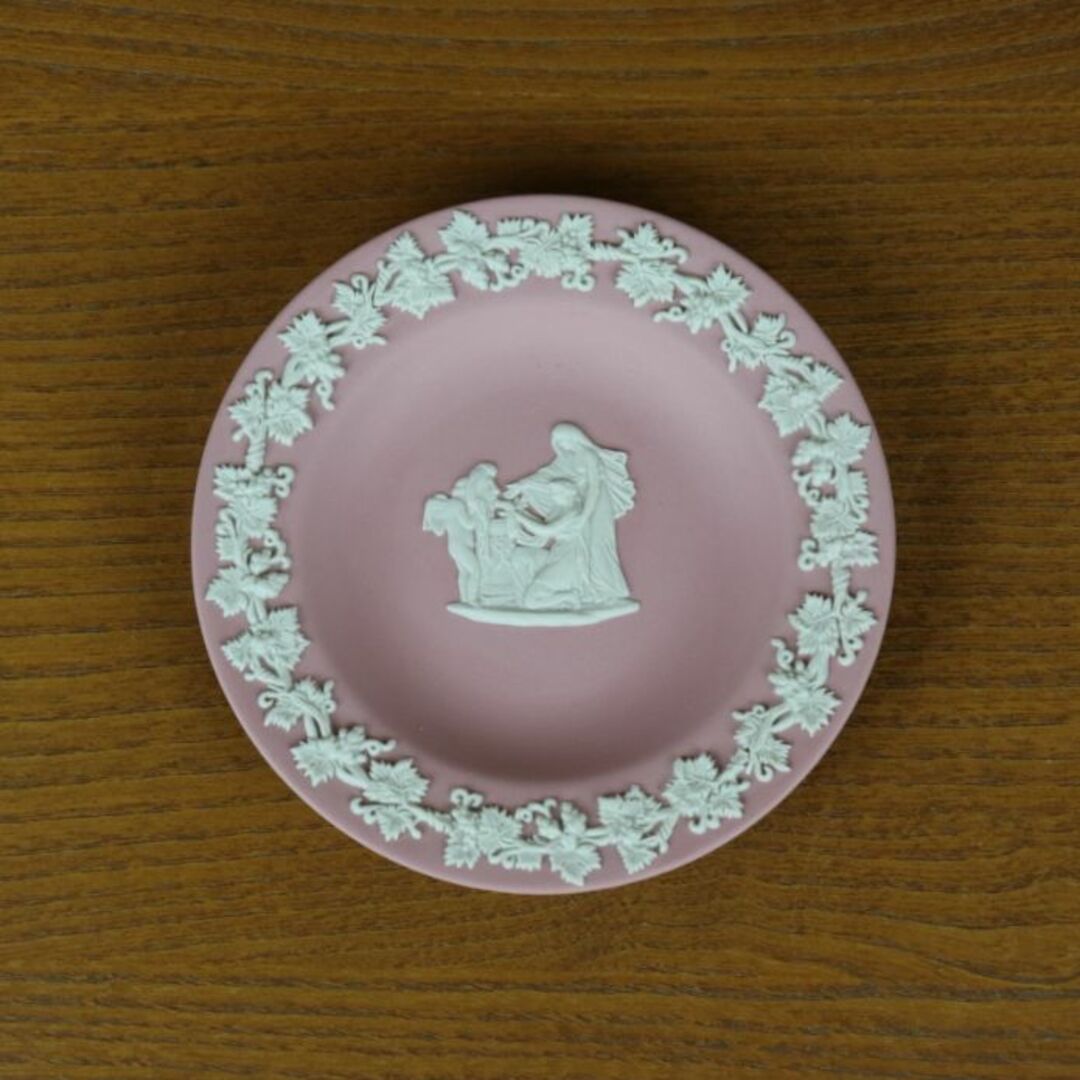 WEDGWOOD(ウェッジウッド)のウェッジウッド　ジャスパー　ピンク　ラウンドトレイ　ピンディッシュ　ヴィンテージ インテリア/住まい/日用品のインテリア小物(小物入れ)の商品写真