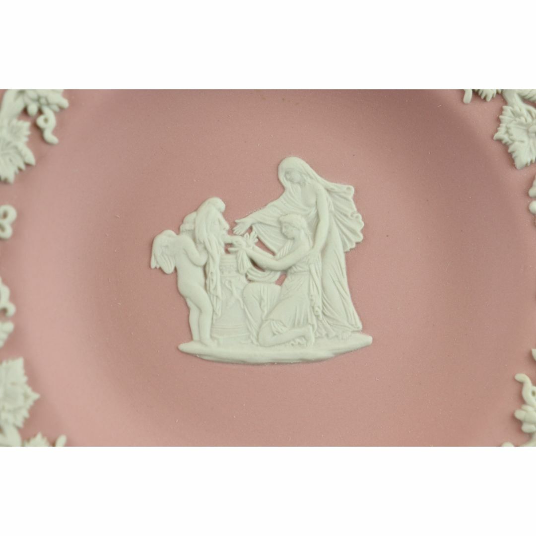 WEDGWOOD(ウェッジウッド)のウェッジウッド　ジャスパー　ピンク　ラウンドトレイ　ピンディッシュ　ヴィンテージ インテリア/住まい/日用品のインテリア小物(小物入れ)の商品写真