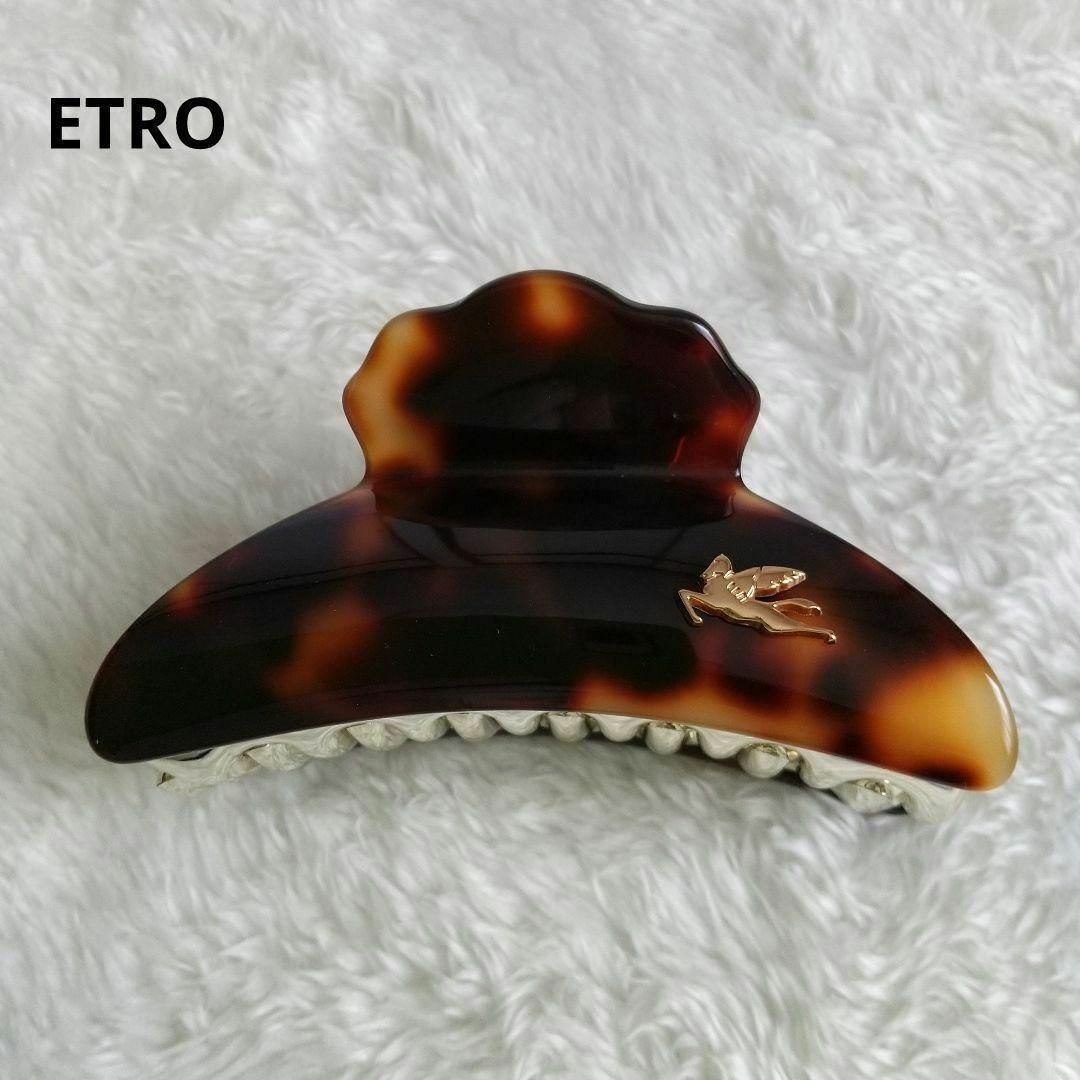 ETRO(エトロ)のエトロ　 ヘアクリップ　ヘアピン　エトロ　ゴールド レディースのヘアアクセサリー(バレッタ/ヘアクリップ)の商品写真