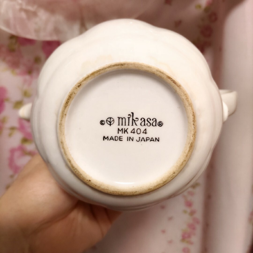 お値下げ 日本製 花柄 カップ&ソーサー&ティーポット&お皿 7点セット お値下げ 日本製 花柄 カップ&ソーサー&ティーポット&お皿 7点セット