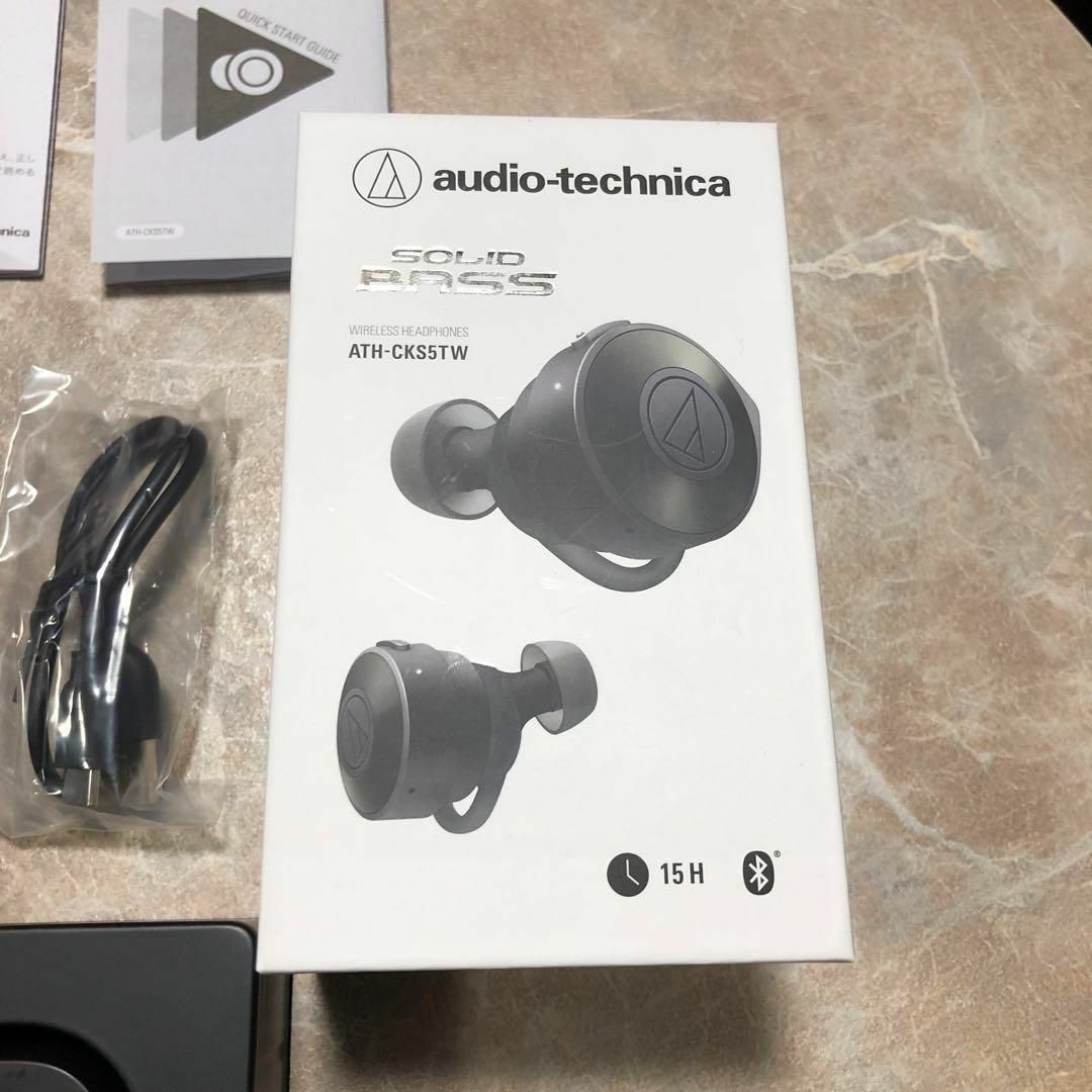 audio-technica(オーディオテクニカ)のaudio-technica＊SOLID BASS ATH-CKS5TW BK スマホ/家電/カメラのオーディオ機器(ヘッドフォン/イヤフォン)の商品写真