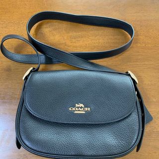 2回使用の美品 COACH ハンドバッグ ミニバッグ