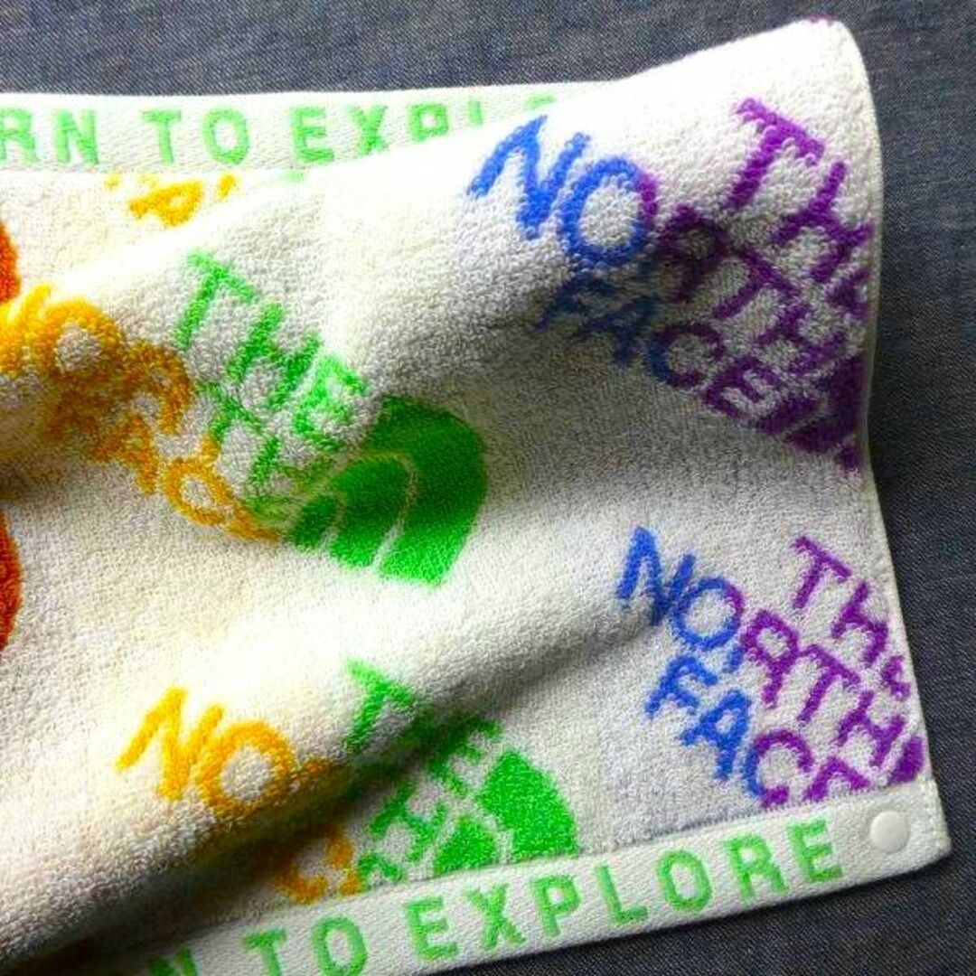 THE NORTH FACE(ザノースフェイス)のハンドタオル TNF Towel S 新品 スポーツ/アウトドアのアウトドア(その他)の商品写真