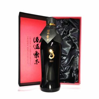 宝山 GrandCru 酒酒楽楽 金 720ml 化粧箱入≪芋焼酎≫(焼酎)