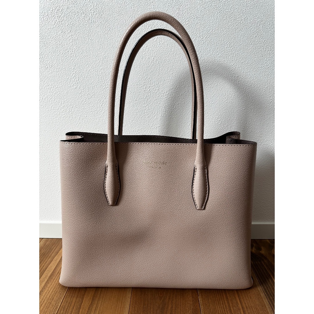 kate spade new york(ケイトスペードニューヨーク)のkate spade /トートバッグ（A4サイズ） レディースのバッグ(トートバッグ)の商品写真