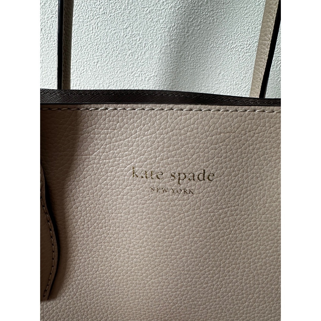 kate spade new york(ケイトスペードニューヨーク)のkate spade /トートバッグ（A4サイズ） レディースのバッグ(トートバッグ)の商品写真