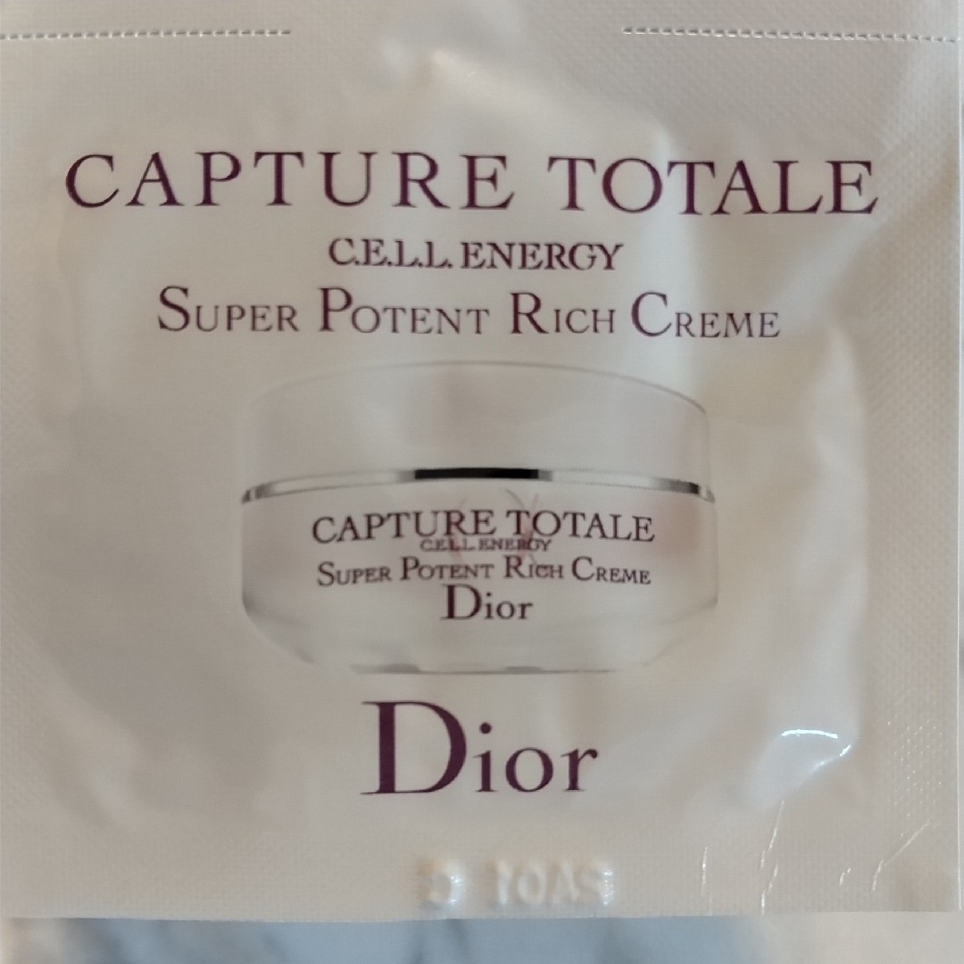 Dior(ディオール)の新品♡Dior♡カプチュールトータル セル ENGY アイセラム クリーム コスメ/美容のキット/セット(サンプル/トライアルキット)の商品写真