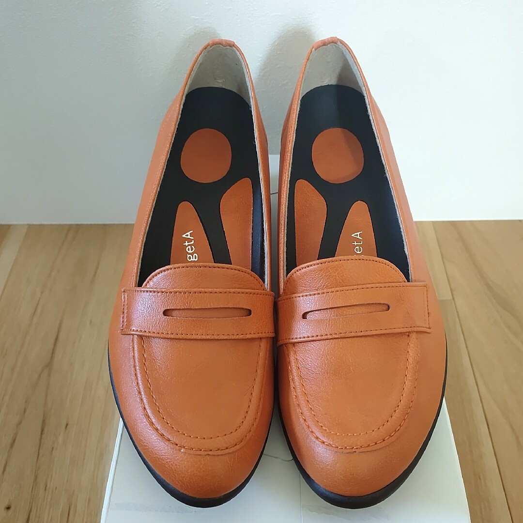 Re:getA(リゲッタ)のオレンジ　Ｍ【23.0-23.5】新品 リゲッタ パンプス ローファー レディースの靴/シューズ(ローファー/革靴)の商品写真