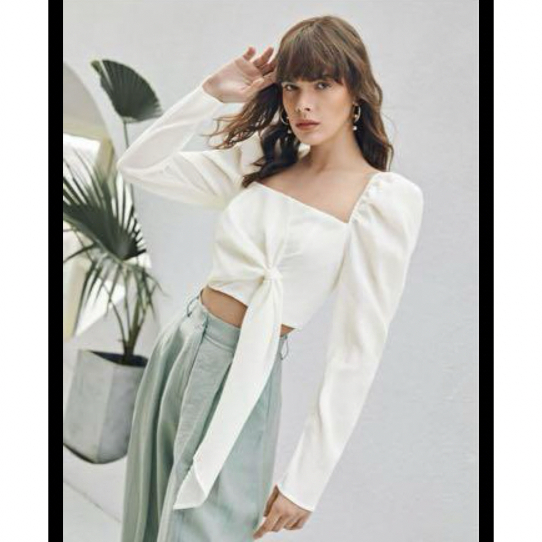 SHEIN(シーイン)のshein ブラウス ホワイト 白 トップス レディースのトップス(シャツ/ブラウス(長袖/七分))の商品写真