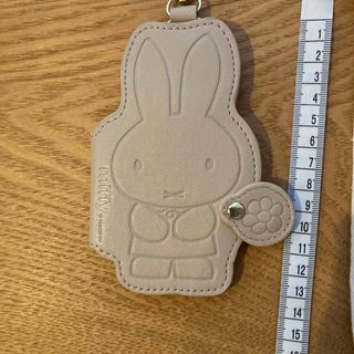 ミッフィー(miffy)のミッフィー ダイカット キーケース 4連(キーケース)