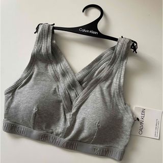 Calvin Klein - 新品　ck カルバンクライン　新作ライトリーラインブラレット　サイズL