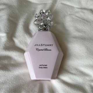 ジルスチュアート(JILLSTUART)のジルスチュアート jill stuart クリスタルブルームパフュームドボディロ(ボディローション/ミルク)