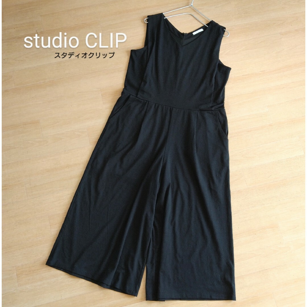 STUDIO CLIP(スタディオクリップ)のstudio CLIP スタディオクリップ　サロペット パンツ　黒　ノースリーブ レディースのパンツ(サロペット/オーバーオール)の商品写真