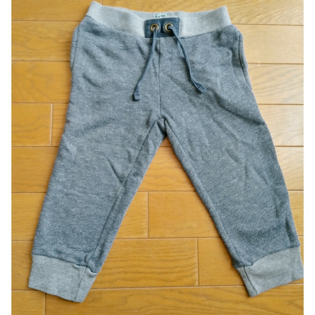 babyGAP(ベビーギャップ)のbabygap 95　ズボン キッズ/ベビー/マタニティのキッズ服男の子用(90cm~)(パンツ/スパッツ)の商品写真