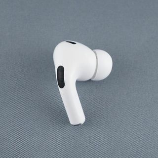 Apple AirPods Pro 第二世代 右イヤホンのみ USED美品 エアーポッズ プロ L 片耳 右耳 A2698 MQD83J/A Lightning 完動品 即日発送 KR V0025(ヘッドフォン/イヤフォン)