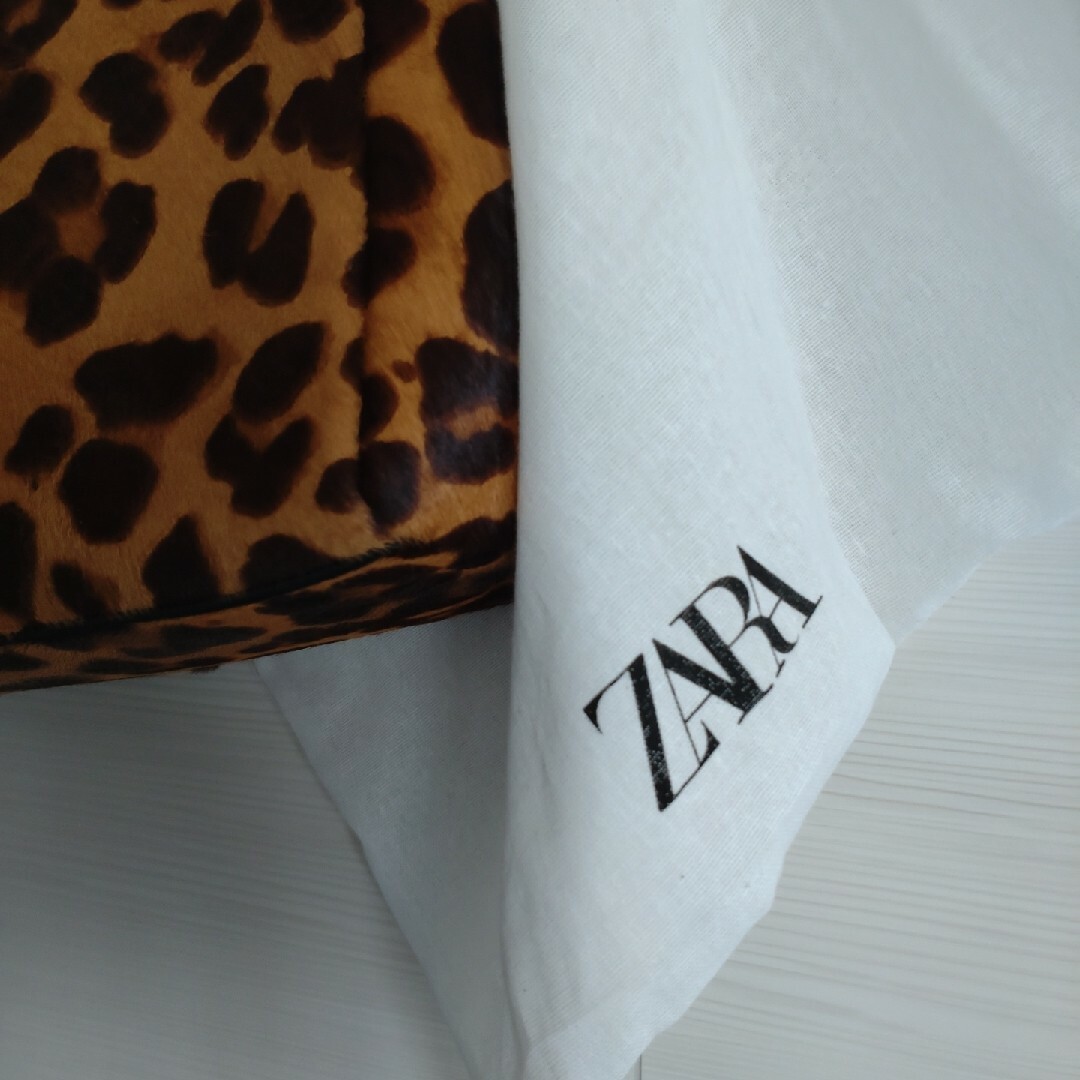 ZARA - 新品ZARAザラ☆本革レオパード柄ハラコショルダーバッグ ZARA - 新品ZARAザラ☆本革レオパード柄ハラコショルダーバッグ