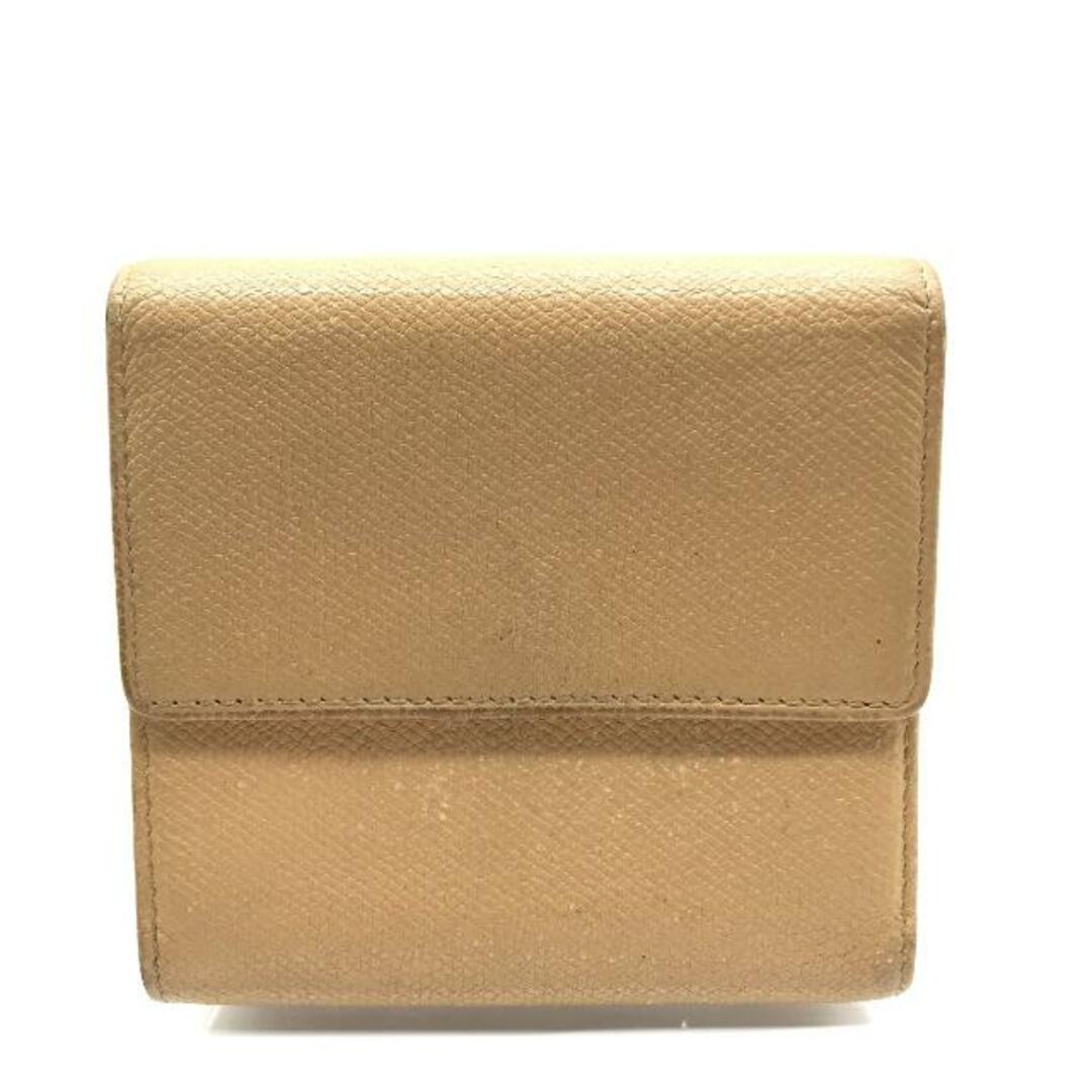 CHANEL(シャネル)のCHANEL シャネル ココボタン 二つ折り 財布 ベージュ 8番台 シール有 k35 レディースのバッグ(その他)の商品写真