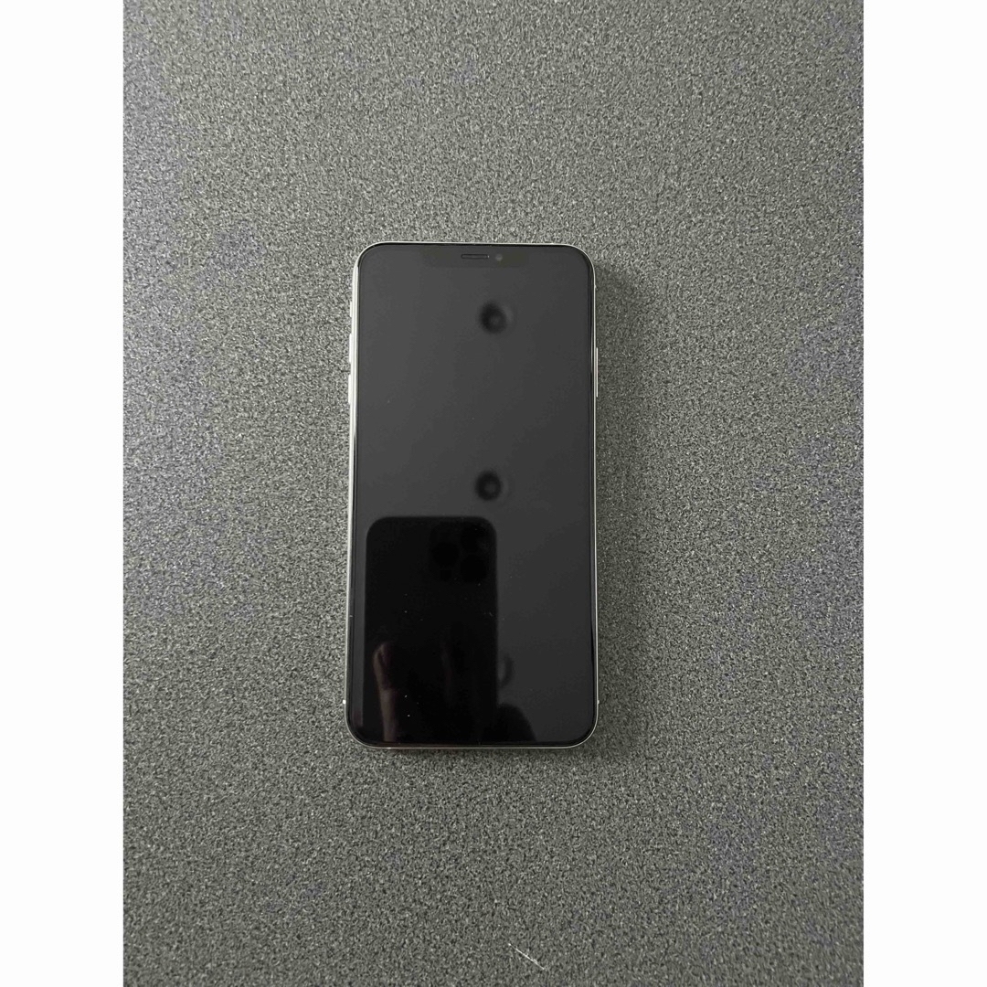 iPhone(アイフォーン)のiPhone xsmax 256G シルバー SIMロックなし スマホ/家電/カメラのスマートフォン/携帯電話(スマートフォン本体)の商品写真