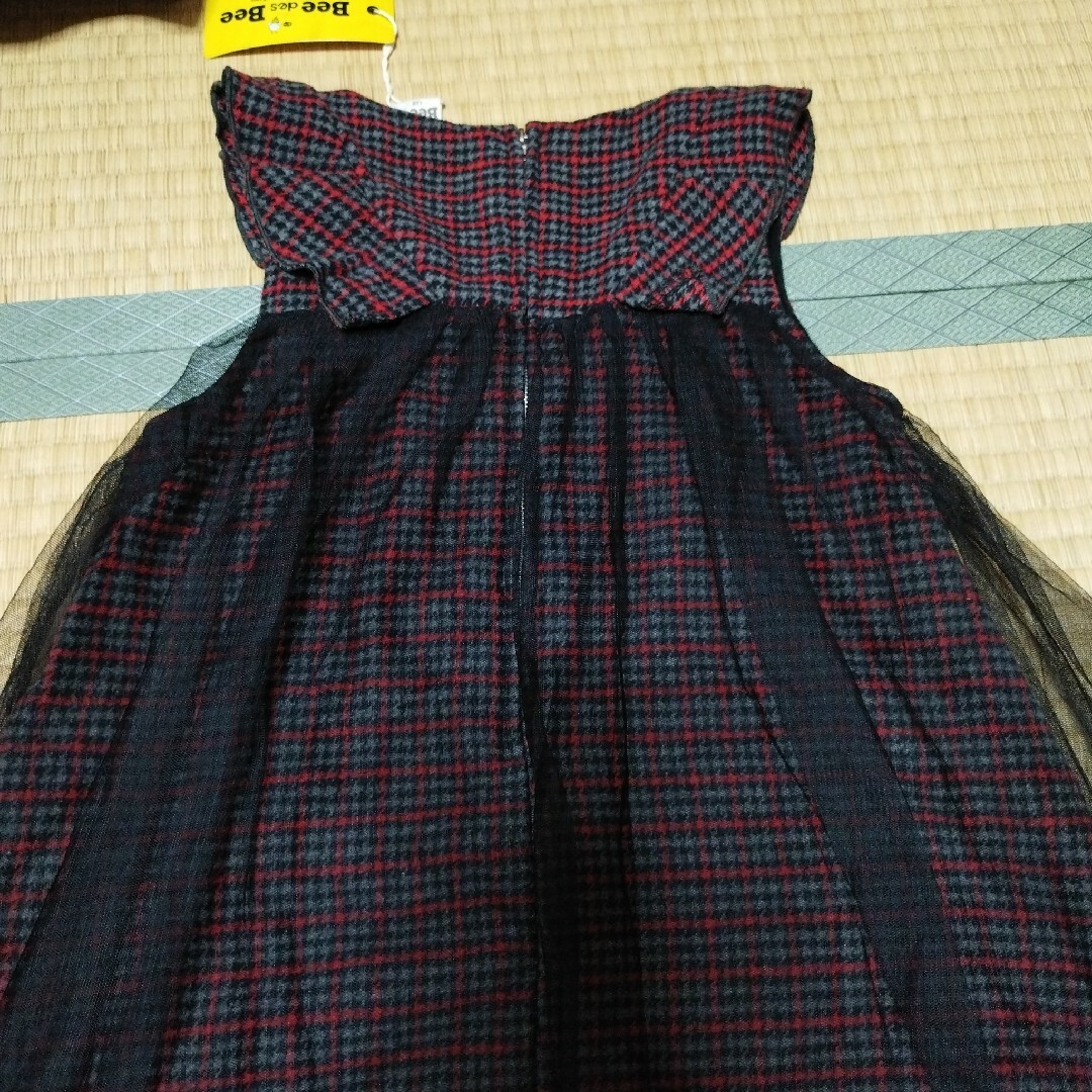 新品　未使用　韓国子供服　bee 120 ワンピース キッズ/ベビー/マタニティのキッズ服女の子用(90cm~)(ワンピース)の商品写真