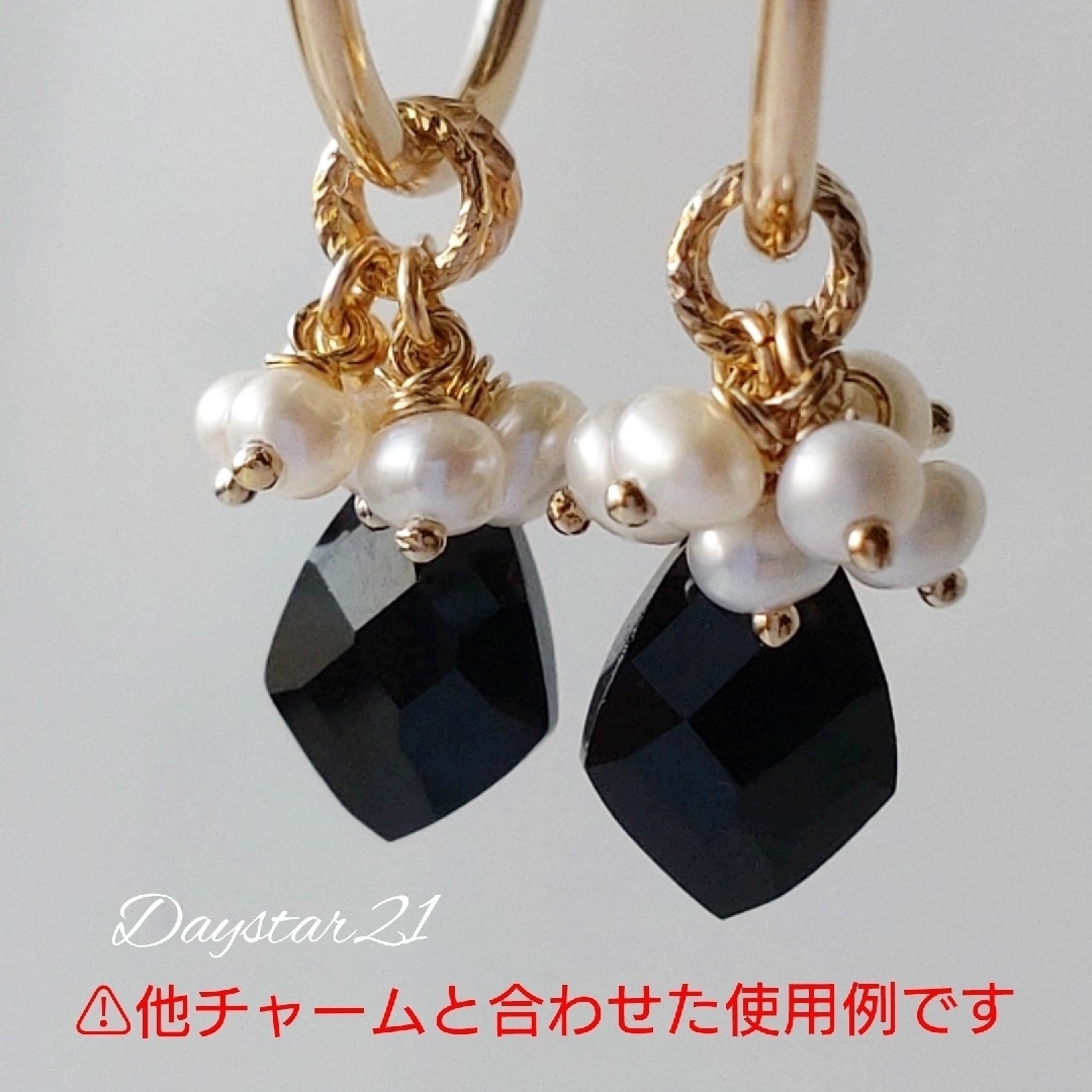 p661 天然石ピアス☆ブラックスピネル ひし形カットチャーム　イヤリング ハンドメイドのアクセサリー(ピアス)の商品写真