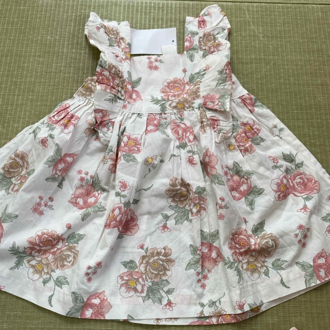 H&M(エイチアンドエム)のH&M    タグ付き新品　80 キッズ/ベビー/マタニティのベビー服(~85cm)(ワンピース)の商品写真