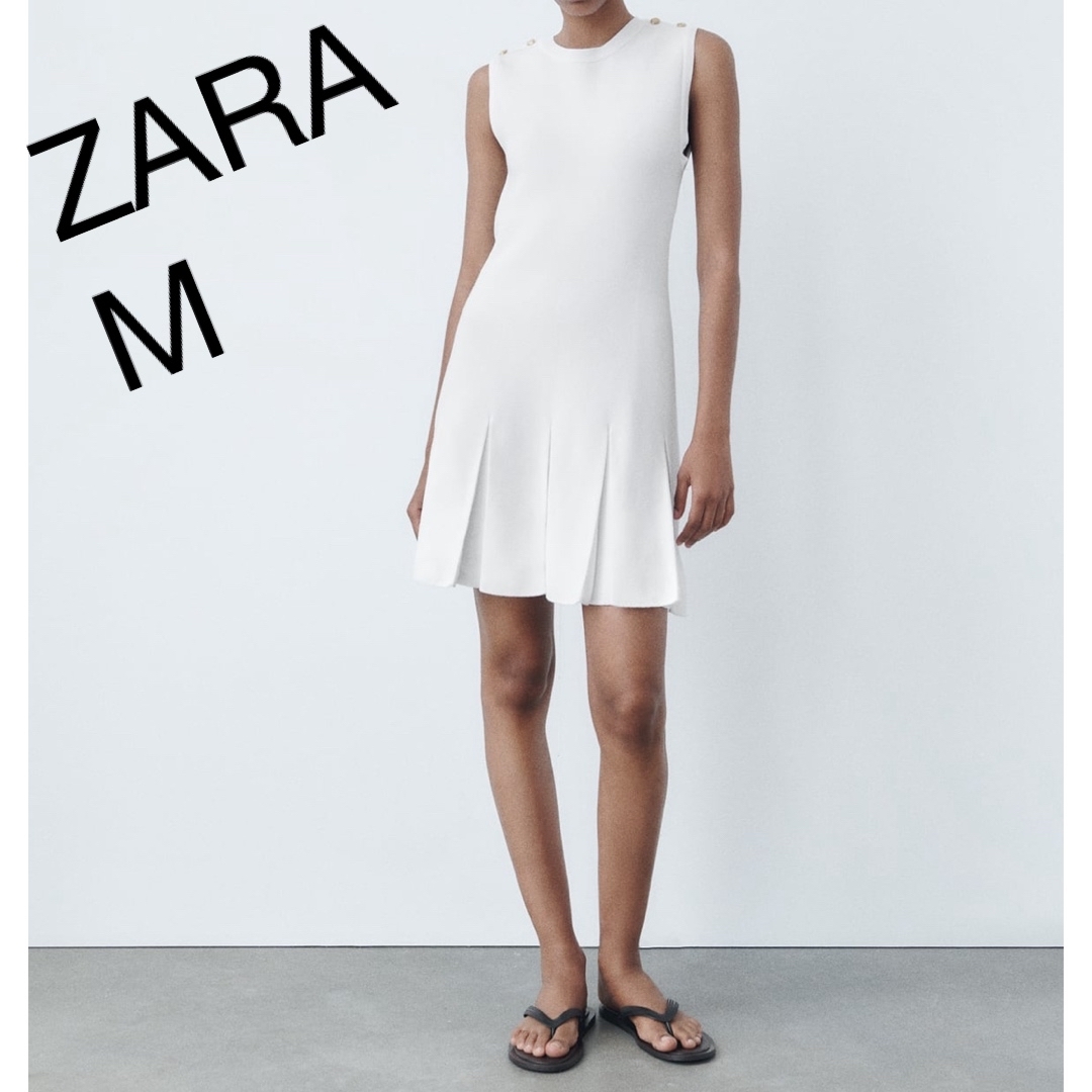 ZARA(ザラ)のゴールドボタン付きニットワンピース レディースのワンピース(ミニワンピース)の商品写真