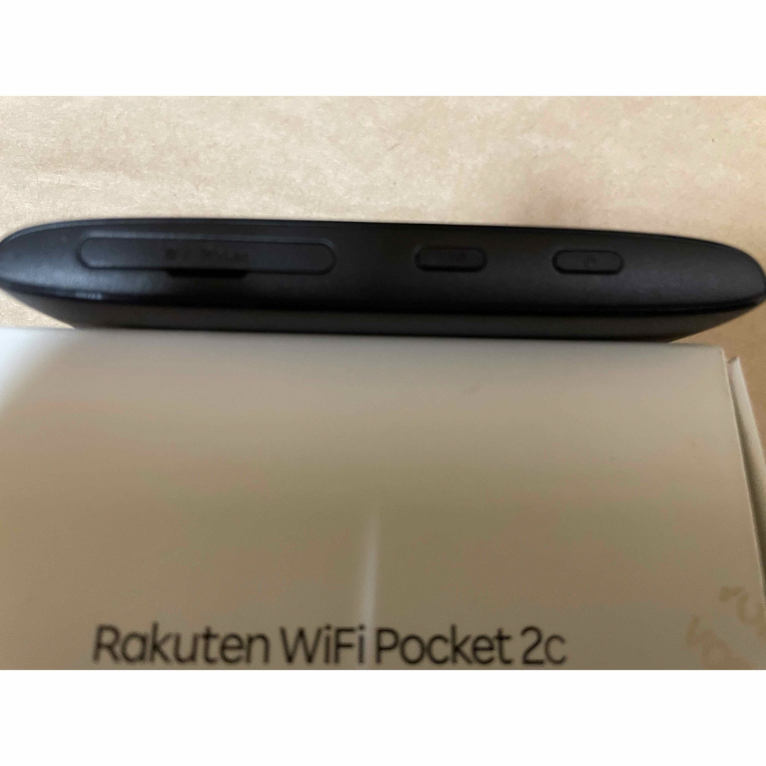 Rakuten(ラクテン)のRakuten WiFi Pocket 2C ZR03M ブラック スマホ/家電/カメラのスマホ/家電/カメラ その他(その他)の商品写真