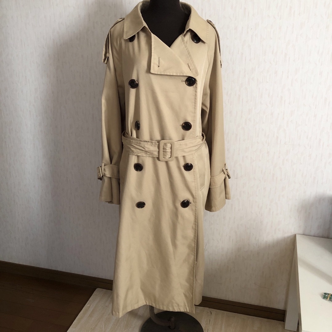 LIVI it☆レディーストレンチコート　ロング　フリーサイズ レディースのジャケット/アウター(トレンチコート)の商品写真