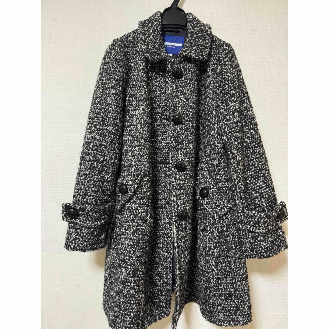 BURBERRY BLUE LABEL(バーバリーブルーレーベル)のバーバリーブルーレーベルコート レディースのジャケット/アウター(ピーコート)の商品写真