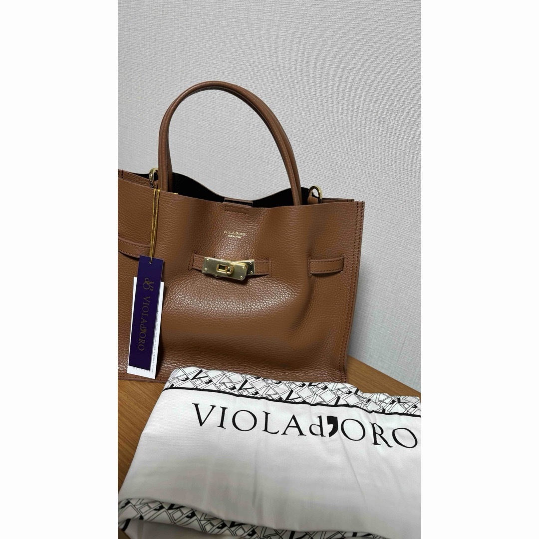 VIOLAd'ORO(ヴィオラドーロ)の【りな様専用】ヴィオラドーロ レザートート (ショルダー付き) レディースのバッグ(トートバッグ)の商品写真