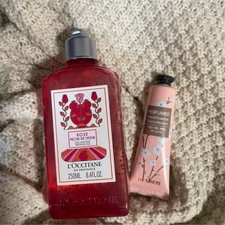 ロクシタン(L'OCCITANE)の【ほぼ未使用】限定ロクシタンシャワージェルand新品　ザセム　ハンドクリーム(ボディソープ/石鹸)