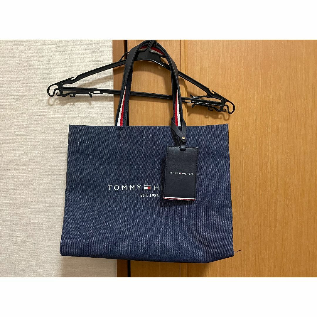 TOMMY HILFIGER(トミーヒルフィガー)のTOMMY HILFIGER ショッパートートデニムバッグ レディースのバッグ(トートバッグ)の商品写真