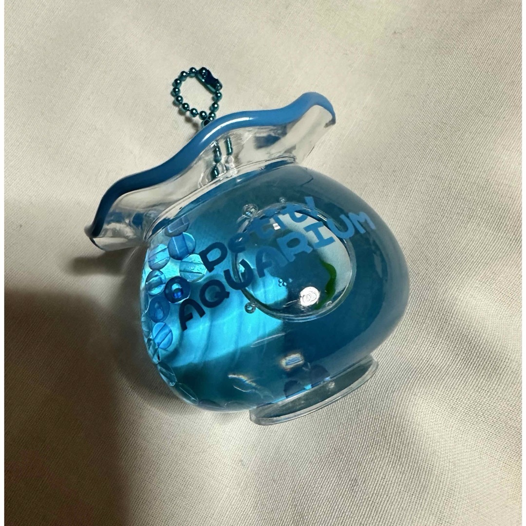 金魚鉢型オイルチャーム わざとらしい petit!AQUARIUM 金魚鉢型オイルチャーム わざとらしい petit!AQUARIUM