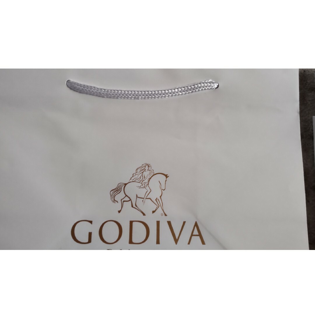 GODIVA(ゴディバ)の美品 ✨ GODIVA ゴディバ ショッパー インテリア/住まい/日用品のインテリア/住まい/日用品 その他(その他)の商品写真