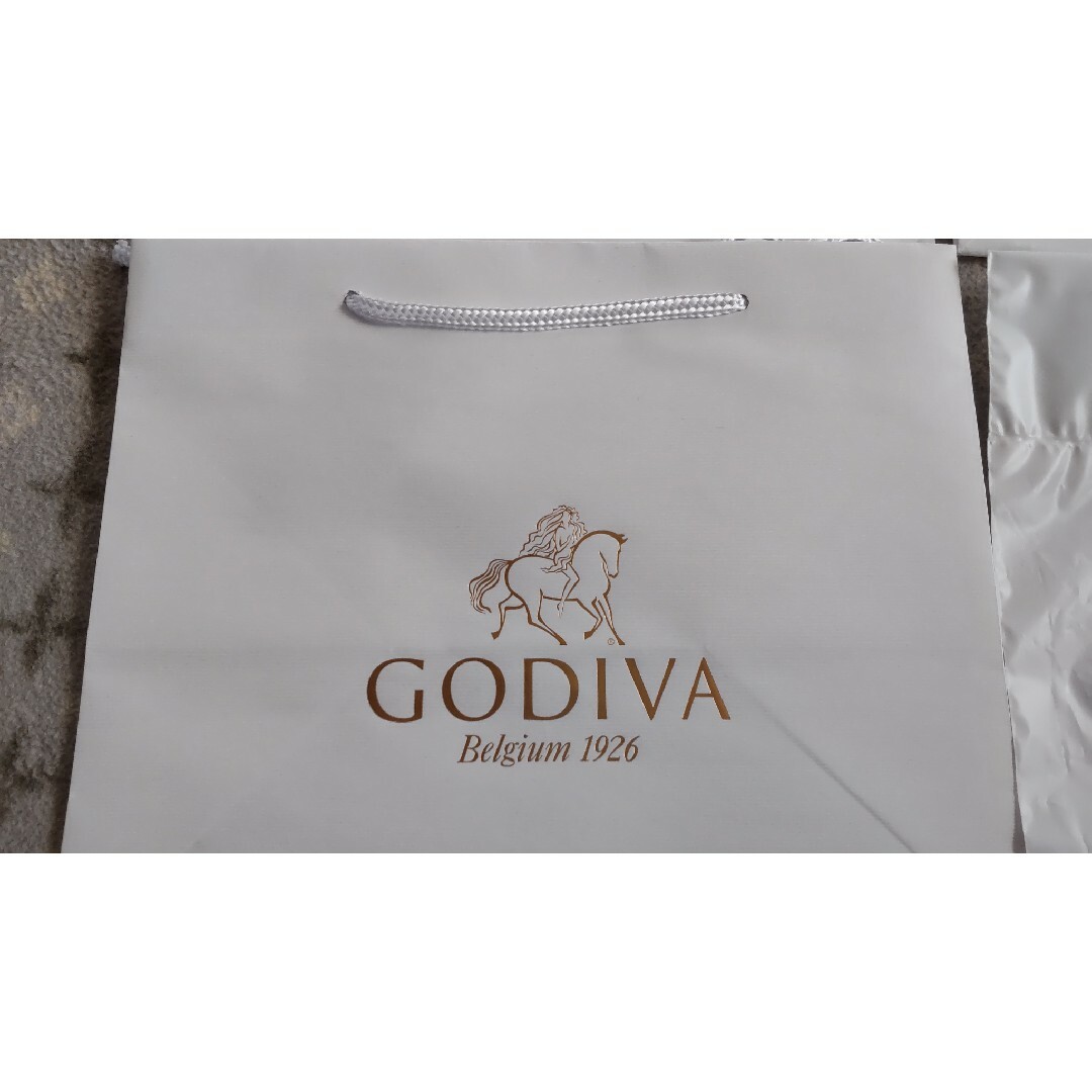 GODIVA(ゴディバ)の美品 ✨ GODIVA ゴディバ ショッパー インテリア/住まい/日用品のインテリア/住まい/日用品 その他(その他)の商品写真