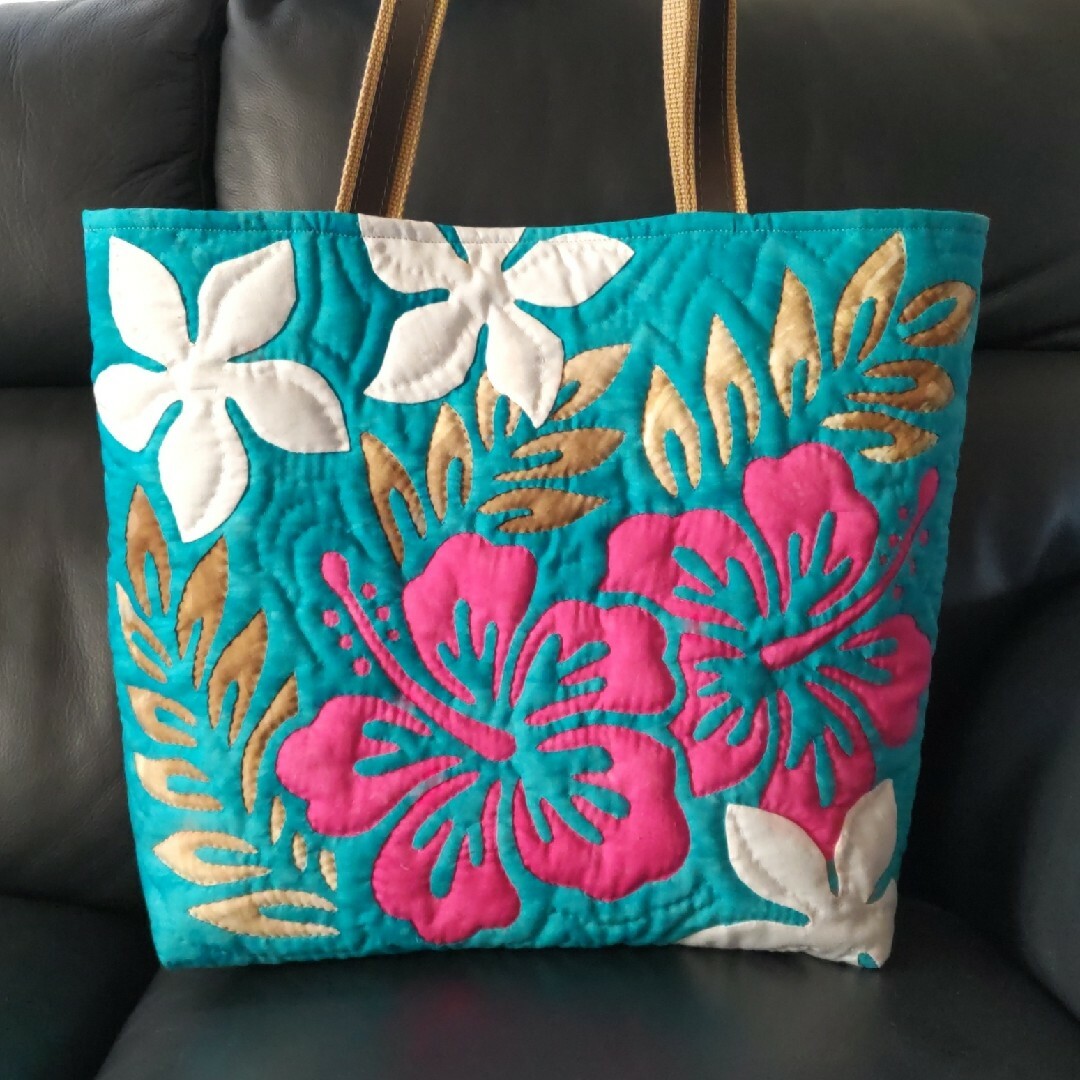 購入者が決まりました!ハンドメイド ハワイアンキルトバッグの 購入者が決まりました!ハンドメイド ハワイアンキルトバッグの
