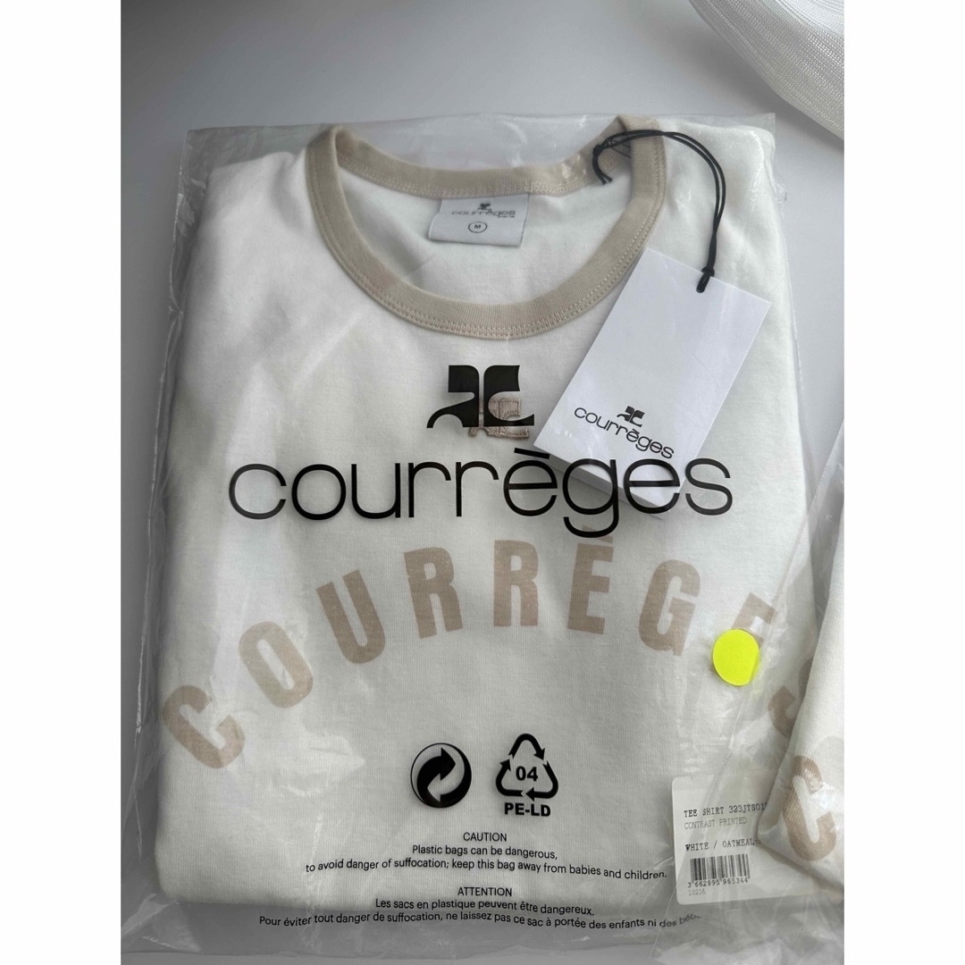 Courreges(クレージュ)の新品未使用 正規品 クレージュ Tシャツ Mサイズ 新作 24ss レディースのトップス(Tシャツ(半袖/袖なし))の商品写真