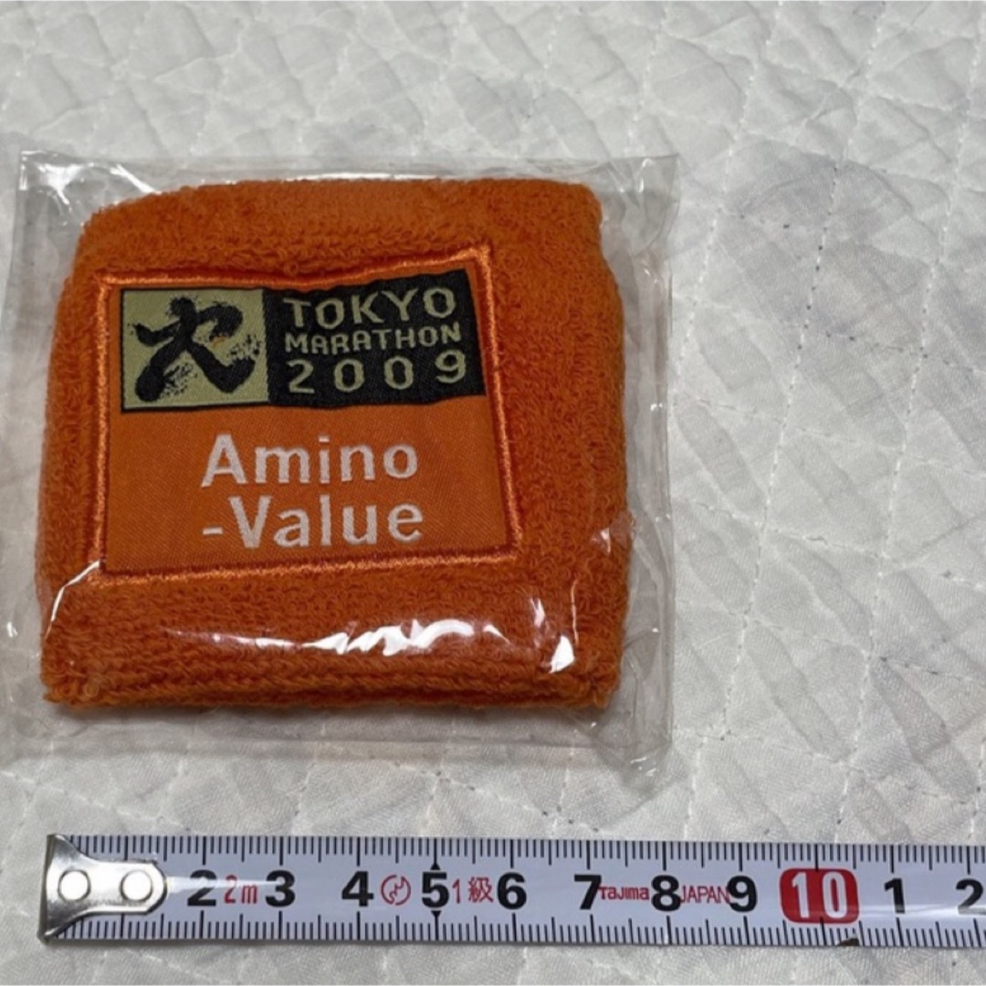 東京マラソン　リストバンド　オレンジ スポーツ/アウトドアのランニング(その他)の商品写真