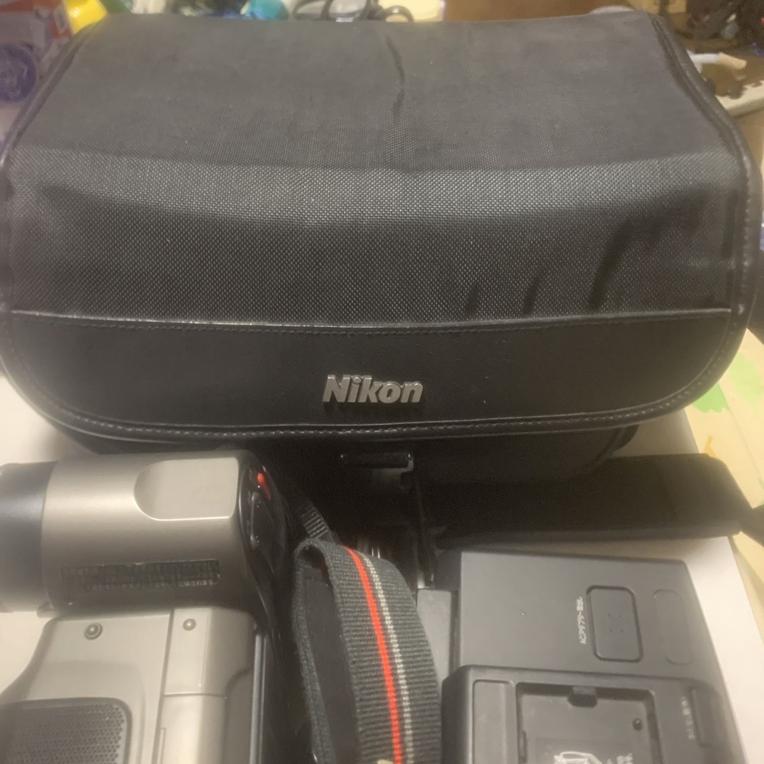 Nikon(ニコン)の動作品　Nikon  Hi8 ビデオカメラ　VS-GH2 スマホ/家電/カメラのカメラ(ビデオカメラ)の商品写真