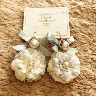 レース 花 ピアス フックピアス(ピアス)