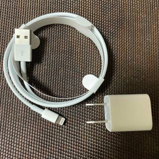 アップル(Apple)のApple  USB ライトニングケーブルと電源アダプタ(バッテリー/充電器)