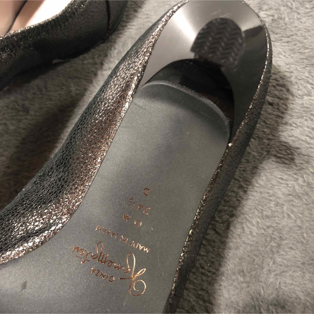 GINZA Kanematsu(ギンザカネマツ)の新品銀座かねまつ　本革ラメ　パンプス　ブラック レディースの靴/シューズ(ハイヒール/パンプス)の商品写真